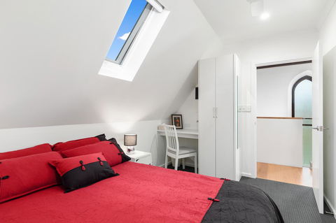 Cloisters Of Kalangadoo - Accommodation Redcliffe 9