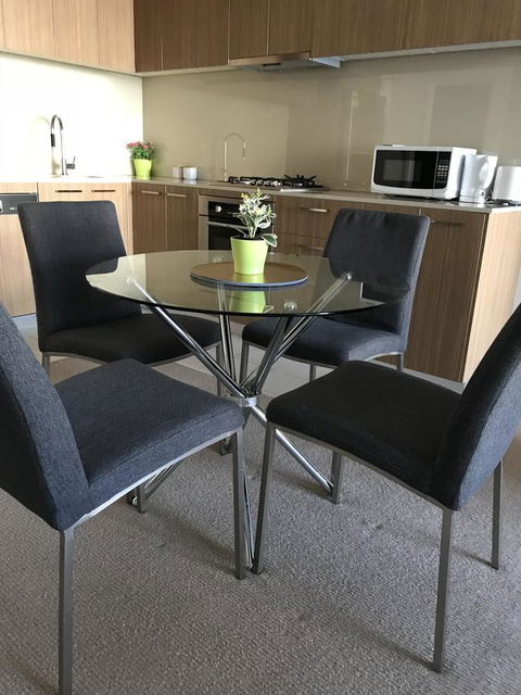 Ther-Rich 2Brm CBD Apartment - Accommodation Redcliffe 14