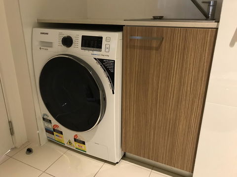 Ther-Rich 2Brm CBD Apartment - Accommodation Redcliffe 37