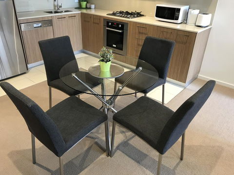 Ther-Rich 2Brm CBD Apartment - Accommodation Redcliffe 35