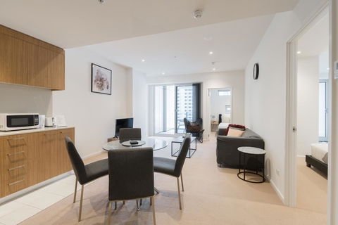 Ther-Rich 2Brm CBD Apartment - Accommodation Redcliffe 18