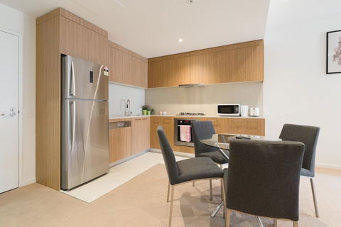 Ther-Rich 2Brm CBD Apartment - Accommodation Redcliffe 23
