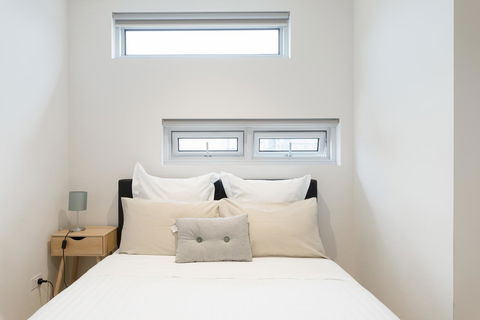 Ther-Rich 2Brm CBD Apartment - Accommodation Redcliffe 6