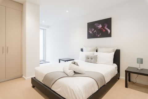 Ther-Rich 2Brm CBD Apartment - Accommodation Redcliffe 3
