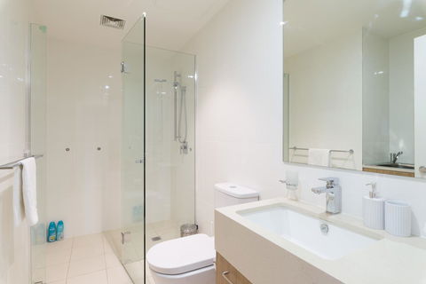 Ther-Rich 2Brm CBD Apartment - Accommodation Redcliffe 31