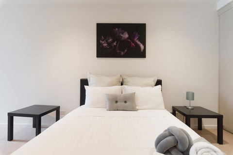 Ther-Rich 2Brm CBD Apartment - Accommodation Redcliffe 7