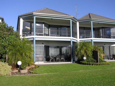 Mariners Cay Apartment - Accommodation Redcliffe 3