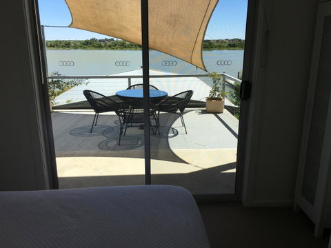 Washpool Retreat - Accommodation Redcliffe 12