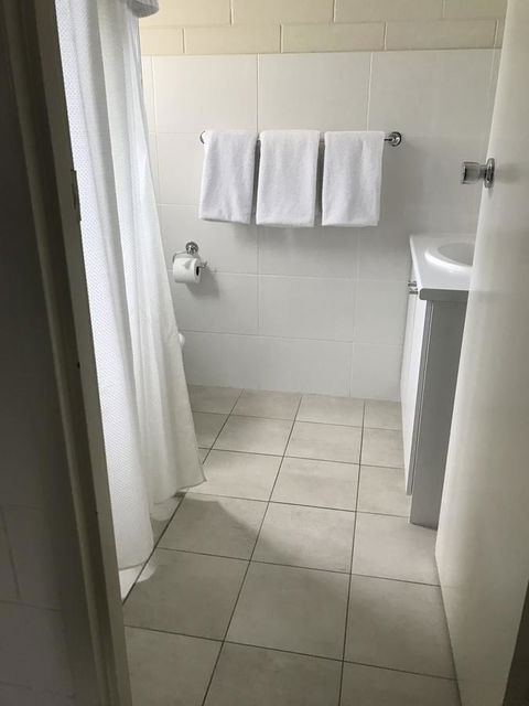 Victor Harbor City Inn - Accommodation Redcliffe 1