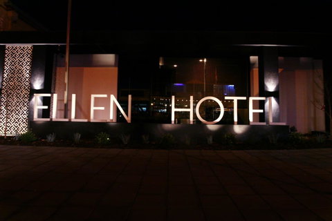 Ellen Hotel - Accommodation Redcliffe 24