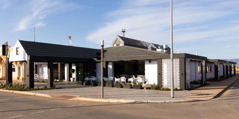 Ellen Hotel - Accommodation Redcliffe 9
