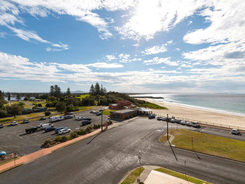 Ebbtide 25 - Accommodation Redcliffe 7