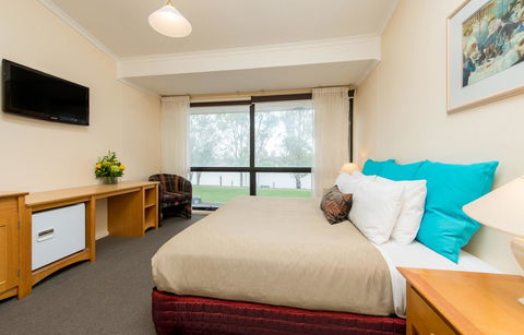 Berri Hotel - Accommodation Redcliffe 38