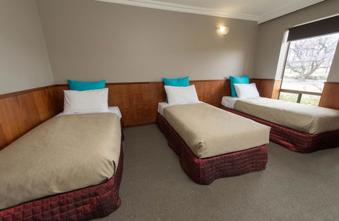 Berri Hotel - Accommodation Redcliffe 41