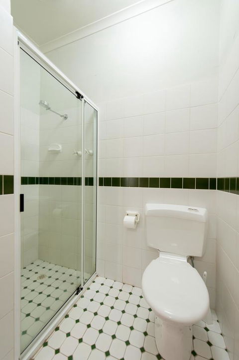 Berri Hotel - Accommodation Redcliffe 32