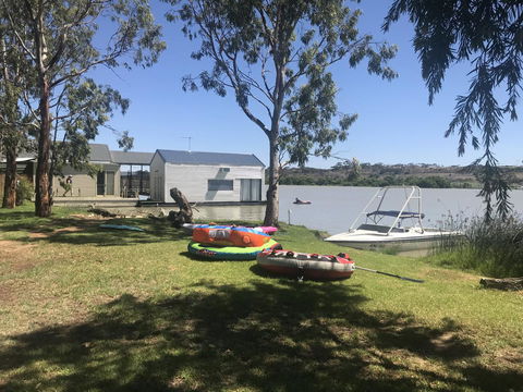 Murray Bridge Riverview Cabin - Accommodation Redcliffe 1