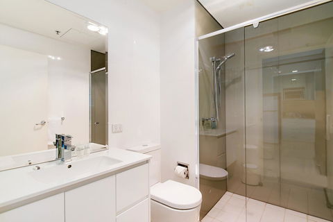 Stylish And Comfortable, Views Over Gouger St! - Accommodation Redcliffe 14