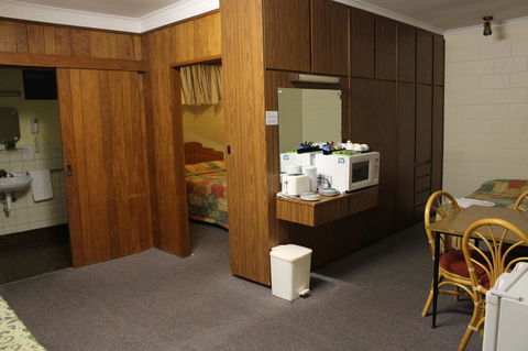 Island Motel Kingscote - Accommodation Redcliffe 9