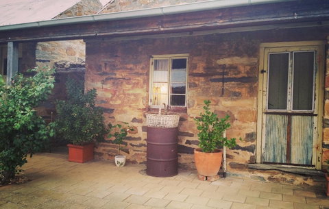 Pennys Road - Accommodation Redcliffe 11