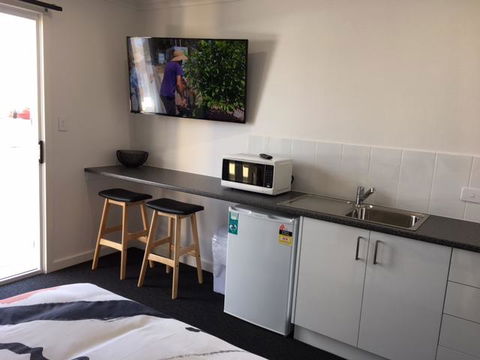 Port Lincoln Shark Apartment 2 - Accommodation Redcliffe 14