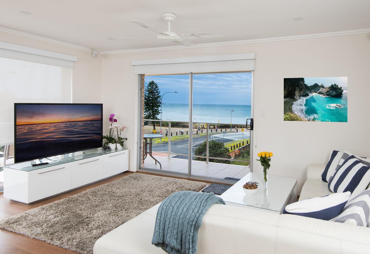 Dee Why NSW Accommodation Redcliffe