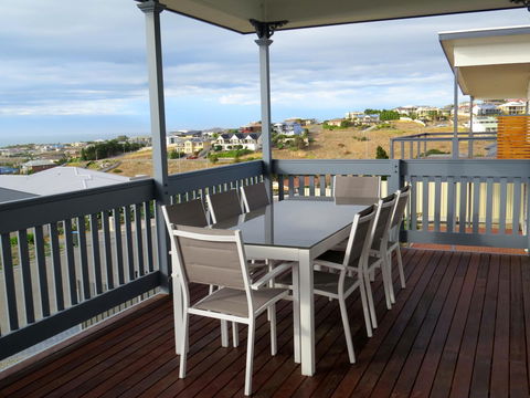 38 Wright Tce Encounter Bay - Accommodation Redcliffe 4