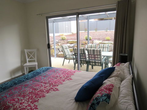 38 Wright Tce Encounter Bay - Accommodation Redcliffe 9