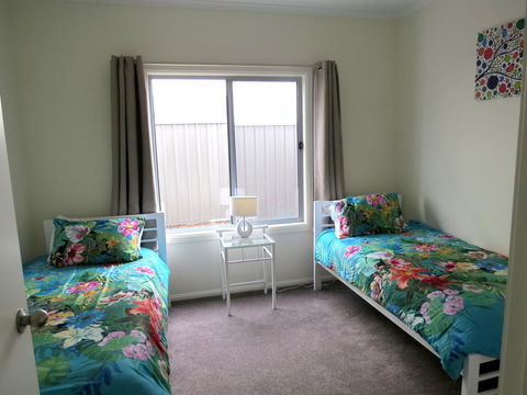 38 Wright Tce Encounter Bay - Accommodation Redcliffe 11