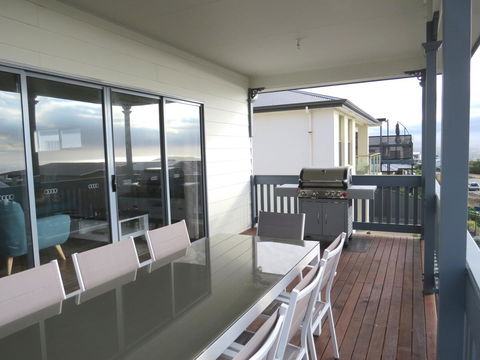 38 Wright Tce Encounter Bay - Accommodation Redcliffe 5