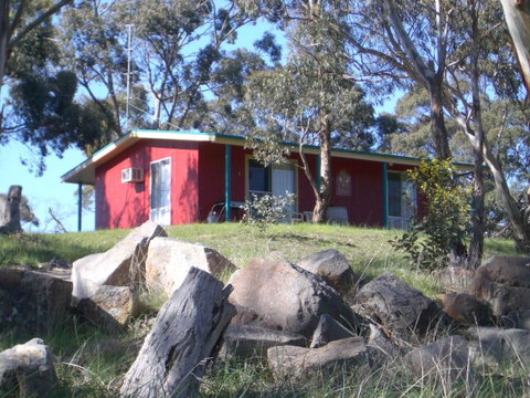 Clare Valley Cabins - Accommodation Redcliffe 15