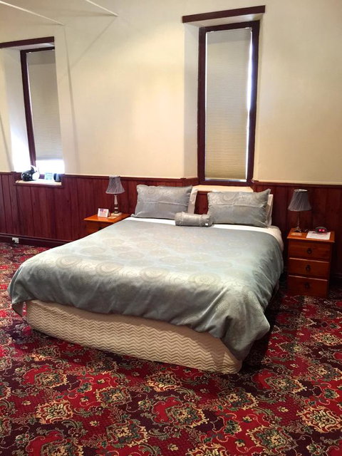 Clare Valley Cabins - Accommodation Redcliffe 29