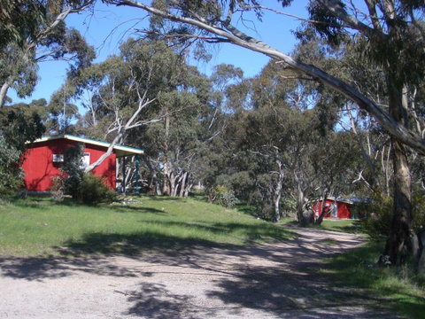 Clare Valley Cabins - Accommodation Redcliffe 13