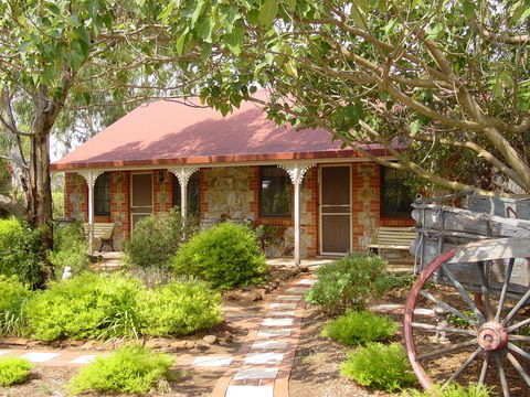 Langmeil Cottages - Accommodation Redcliffe 0