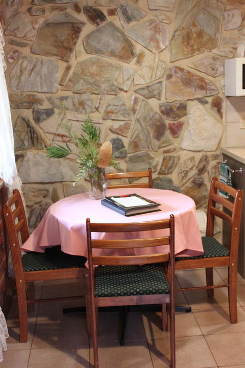 Langmeil Cottages - Accommodation Redcliffe 1