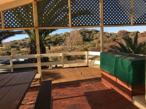 Shangri La Moonta Bay - Accommodation Redcliffe 7