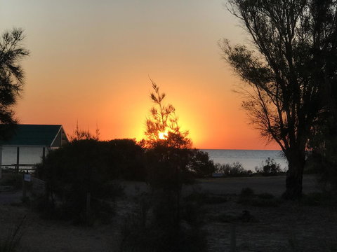 Shangri La Moonta Bay - Accommodation Redcliffe 2