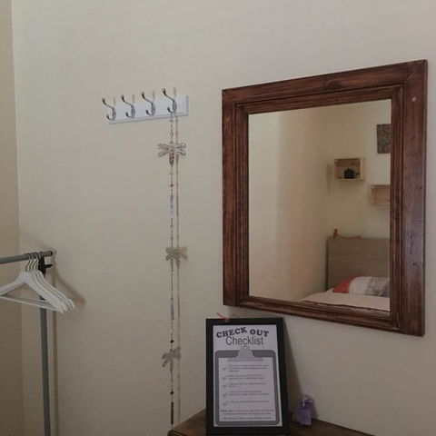 KI Dragonfly Guesthouse - Accommodation Redcliffe 16