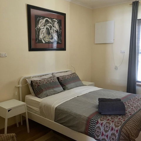 KI Dragonfly Guesthouse - Accommodation Redcliffe 26