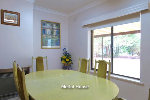 The Lyndoch Motel - Accommodation Redcliffe 30