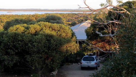 Edge Of Innes - Accommodation Redcliffe 11