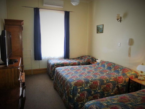 Sonbern Lodge Motel - Accommodation Redcliffe 9