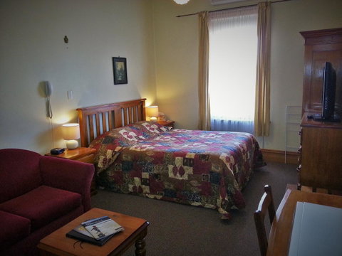 Sonbern Lodge Motel - Accommodation Redcliffe 5