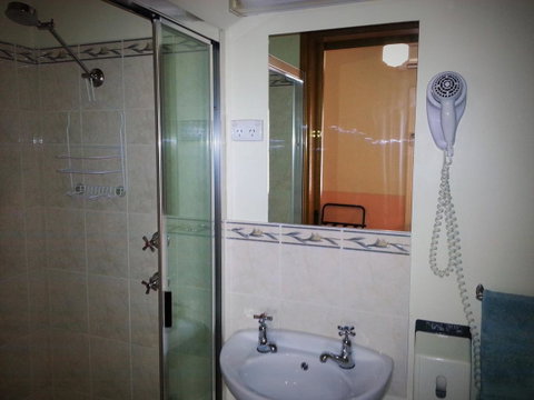 Sonbern Lodge Motel - Accommodation Redcliffe 16