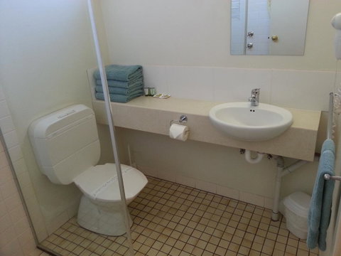 Sonbern Lodge Motel - Accommodation Redcliffe 21