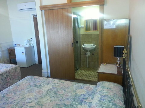 Sonbern Lodge Motel - Accommodation Redcliffe 32