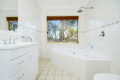 Cabernet Cottage - Accommodation Redcliffe 6
