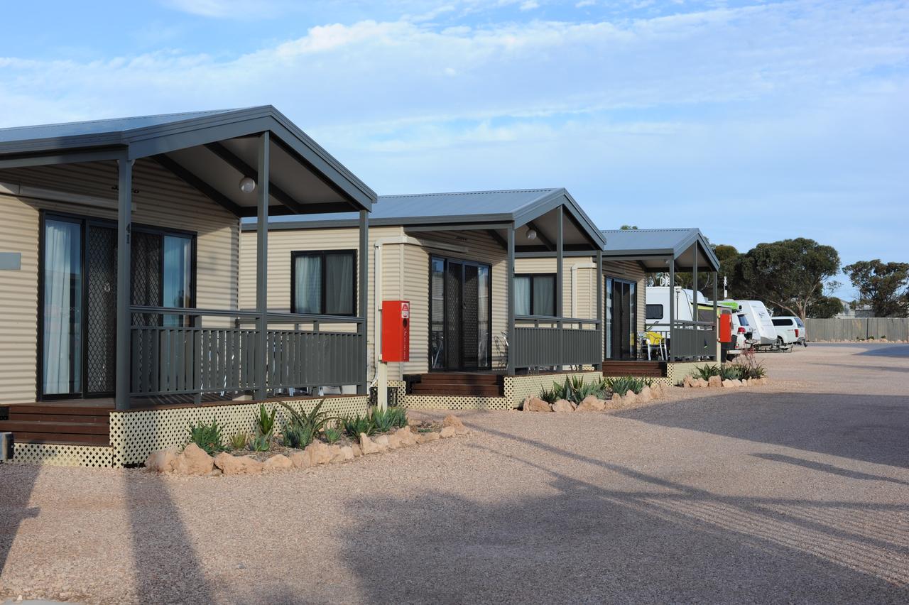 Mount Damper SA Accommodation Redcliffe
