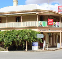 Royal Exchange Hotel - Accommodation Redcliffe