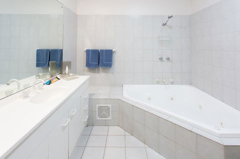 Navigators Motel & Diner - Accommodation Redcliffe 12
