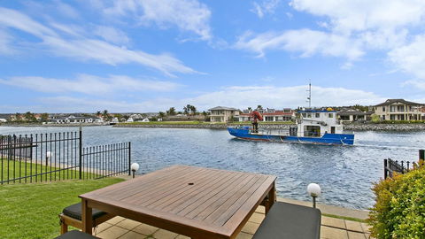 Salt Waterfront Apartment - Accommodation Redcliffe 0